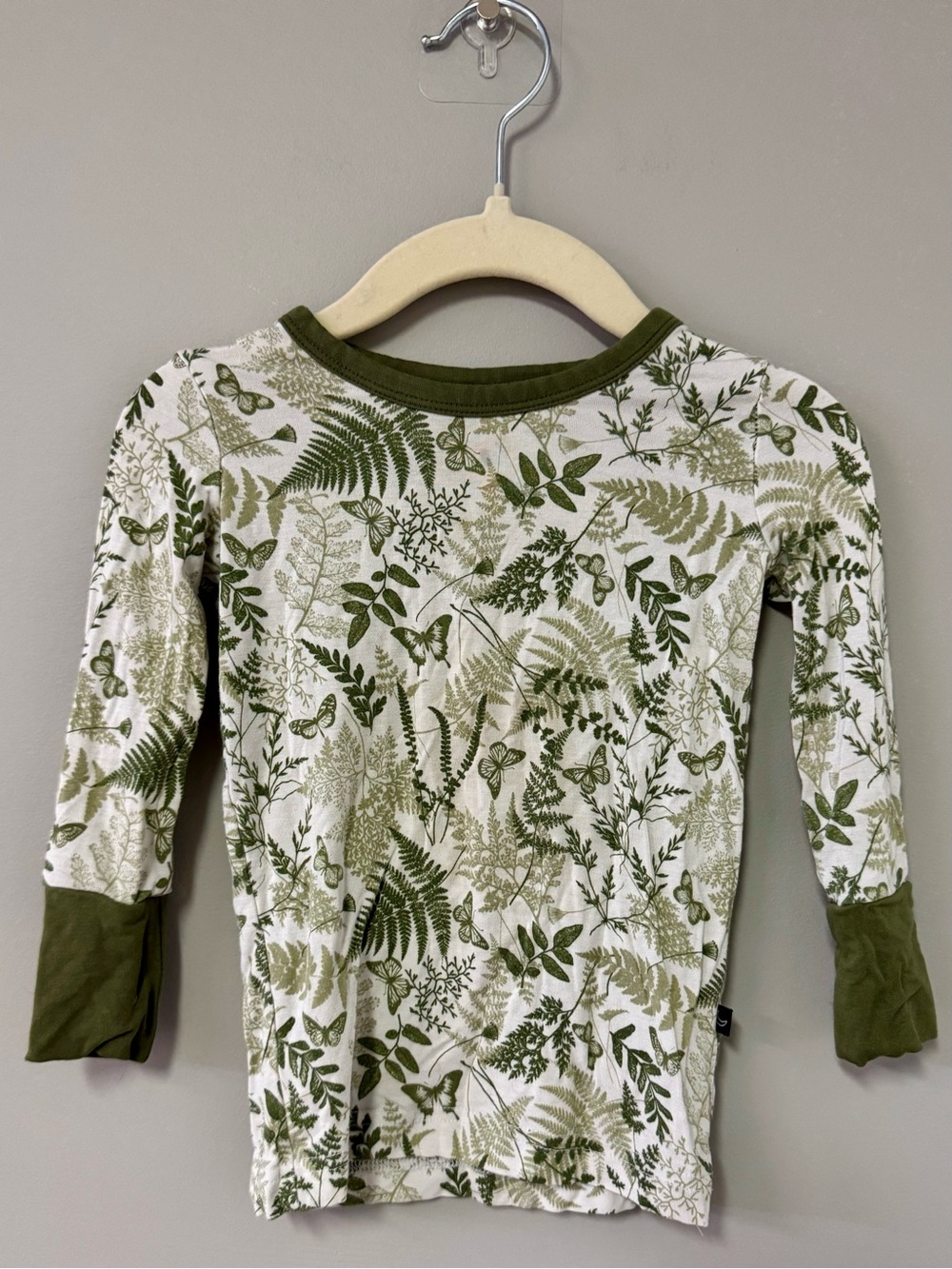 Kids Long Sleeve Pajama Set in Botanical Green